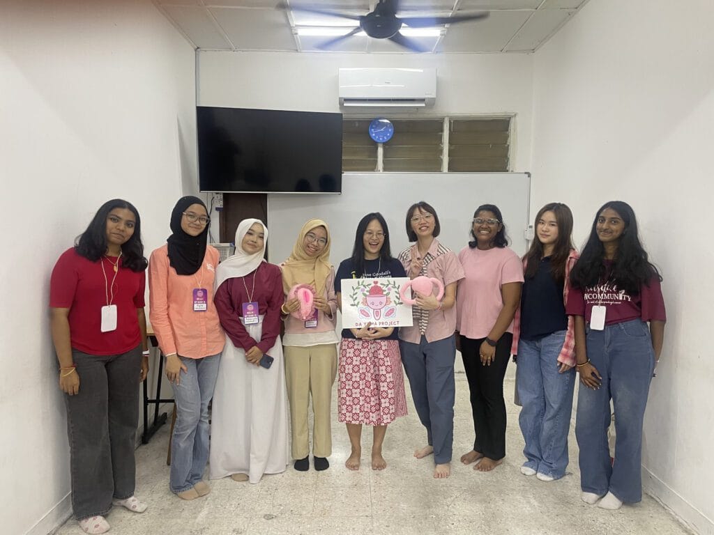 The amazing volunteers of the Da Yi Ma Project, whose dedication shines through their wonderful work. Photo by Da Yi Ma Project.