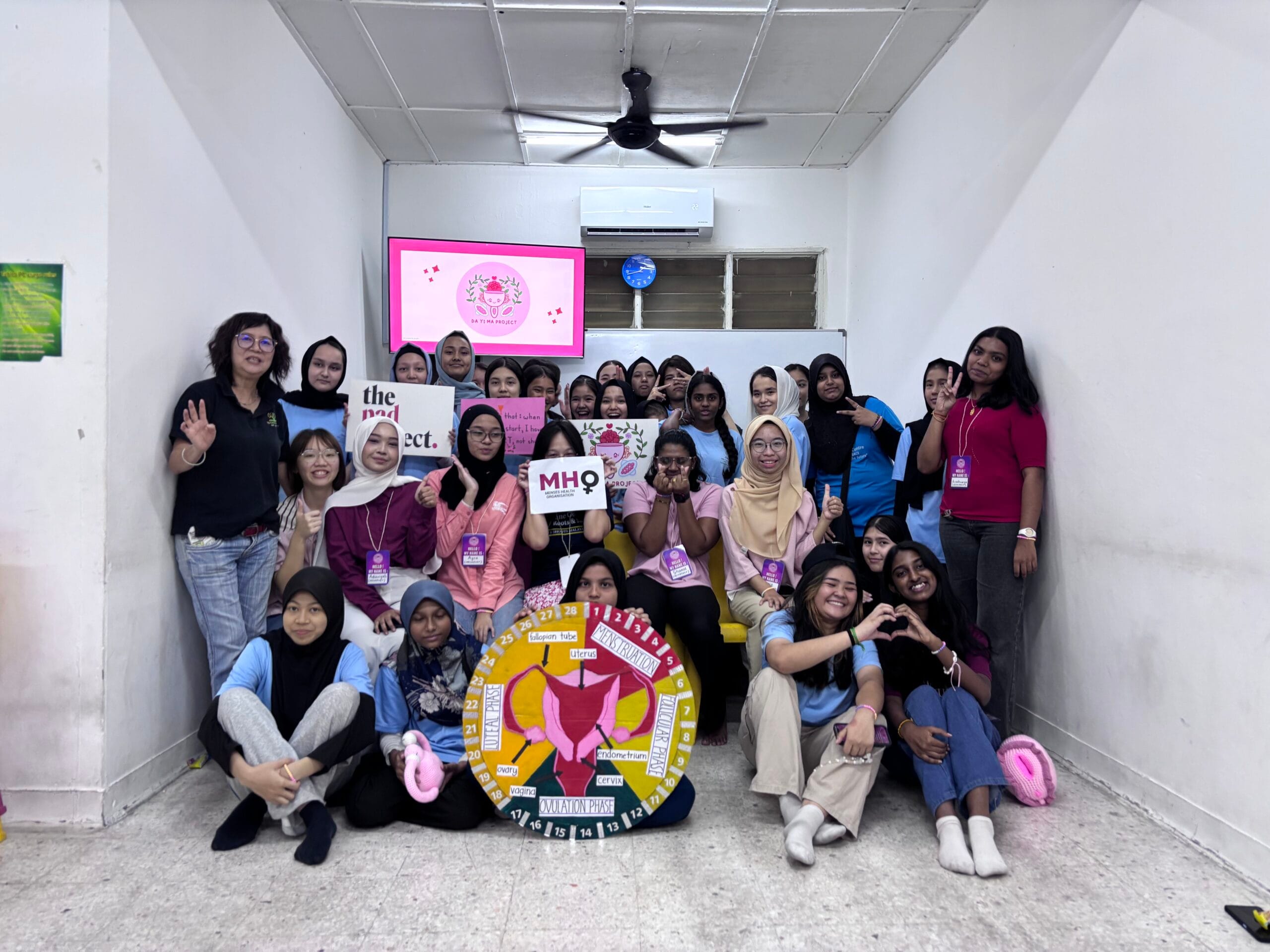 Group photo of period awareness workshop by Da Yi Ma Project