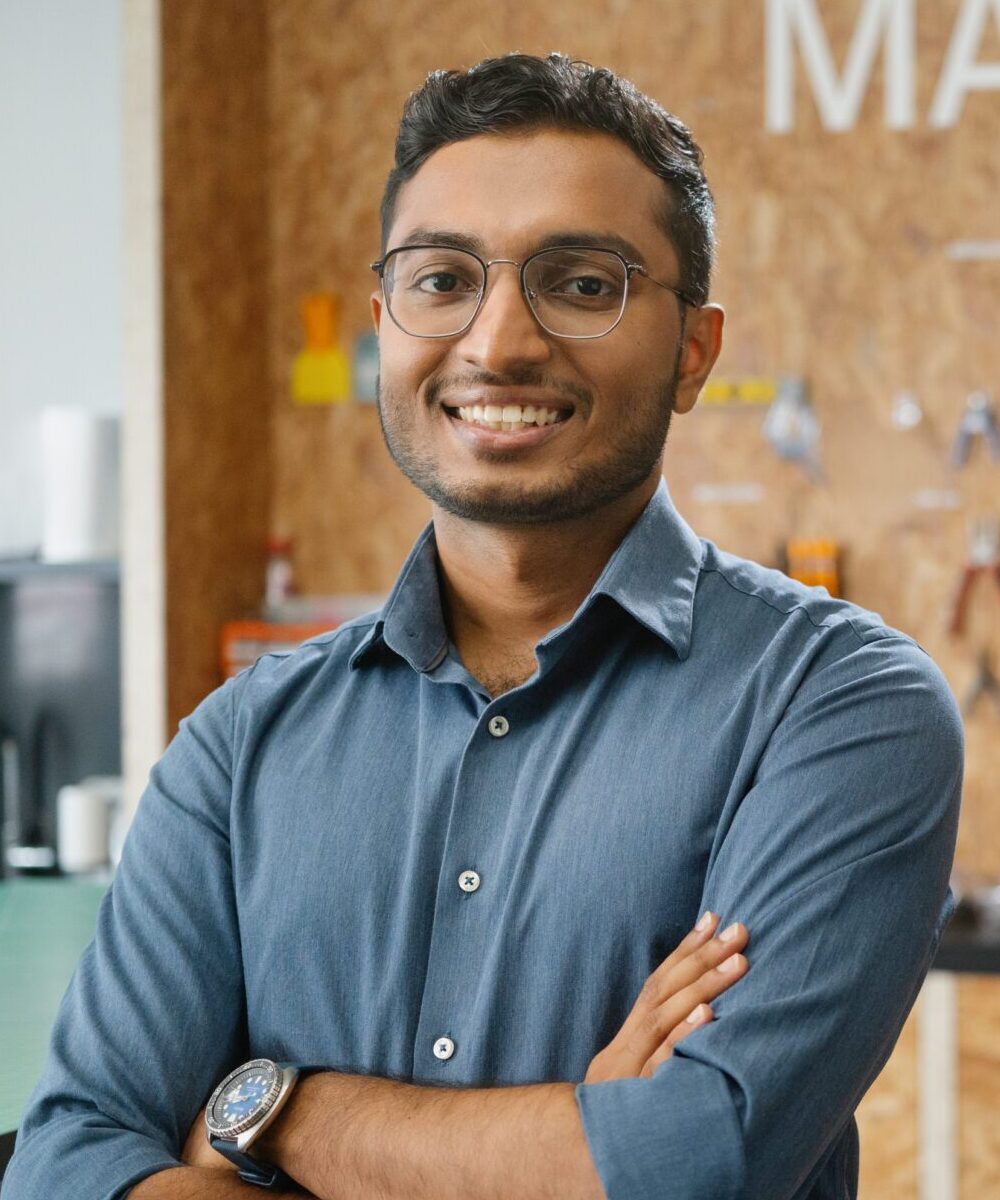 Pranav Krishna <br> Singapore